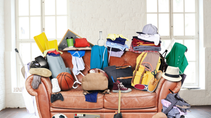 Get organized with these declutter tips for divorcees. 